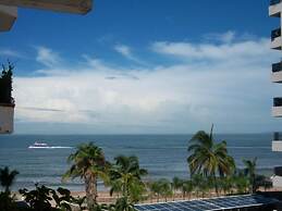 Room in Apartment - Vallarta Jr Suites in the Exclusive Zona Romantica