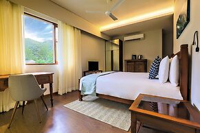 JA Enchanted Waterfront Seychelles