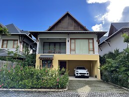 JA Enchanted Waterfront Seychelles