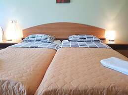 Room in Guest Room - Valensija - Standard Twin Room