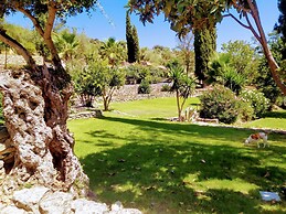 Exclusive Finca With Padel Court in Ronda - La Villa Magdalena