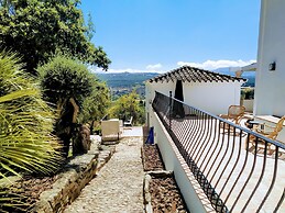 Exclusive Finca With Padel Court in Ronda - La Villa Magdalena