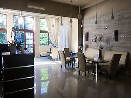 Room in B&B - Valensija - Apartment, 2 Adults and 2 Children