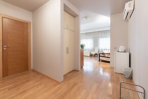 Room in Guest Room - Valensija - Large Suite Apartment