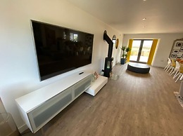 Immaculate 4-bed Cottage in Lincoln