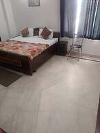 ADB Rooms Knights Inn
