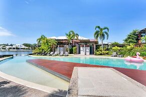 Blue Lagoon Lakeside Studio