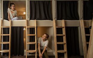 The Terrace Hostel Shinbashi