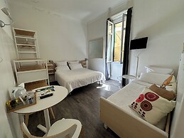 Azur Hotel
