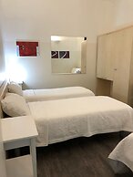 Azur Hotel