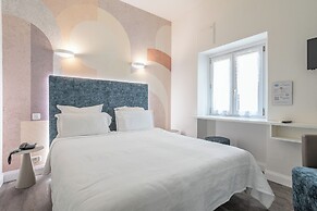 Azur Hotel