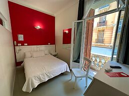 Azur Hotel