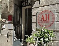 Azur Hotel