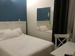 Azur Hotel