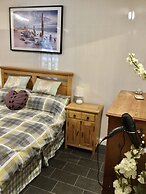 Stunning 2-bed Cottage Countryside Outside Ayr