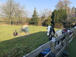 Stunning 2-bed Cottage Countryside Outside Ayr