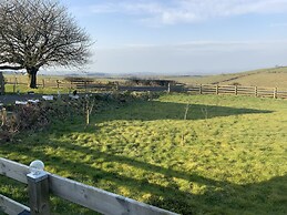 Stunning 2-bed Cottage Countryside Outside Ayr