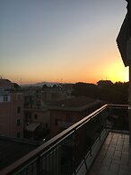 Panoramic and Bright Penthouse is Waiting for you