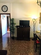 Panoramic and Bright Penthouse is Waiting for you