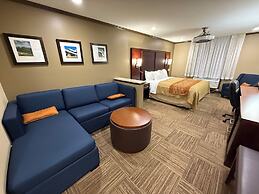 Giles Hotel Inn & Suites