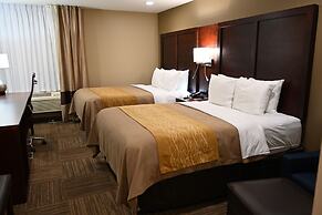 Giles Hotel Inn & Suites