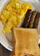 Giles Hotel Inn & Suites