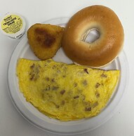 Giles Hotel Inn & Suites