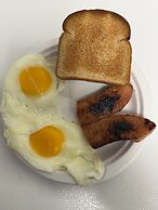 Giles Hotel Inn & Suites