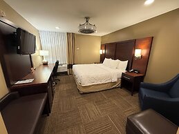 Giles Hotel Inn & Suites