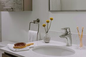 Sonder by Marriott BonvoyThe Liberty Apartments Liberty Village