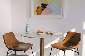 Sonder by Marriott BonvoyThe Liberty Apartments Liberty Village