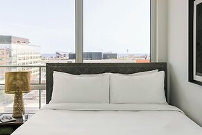 Sonder by Marriott BonvoyThe Liberty Apartments Liberty Village