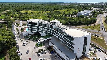 Aloft Ponce Hotel & Casino