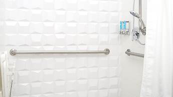 Aloft Ponce Hotel & Casino