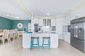 Panoramic Island Views