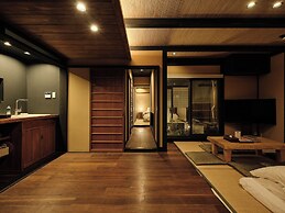 Tsumugi Nishinotoinhanayacho