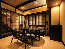 Tsumugi Nishinotoinhanayacho