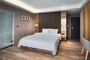 Gamalan FL Spring Hotel