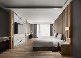 Gamalan FL Spring Hotel