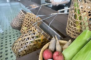 Gamalan FL Spring Hotel