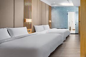 Gamalan FL Spring Hotel