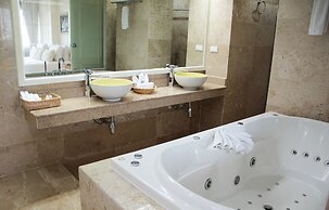 V Verve Service Apartment Hotel