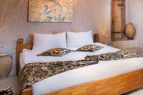 Cappadocia Fairy Chimneys Selfie Cave Hotels - Special Class