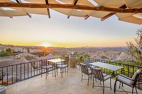 Cappadocia Fairy Chimneys Selfie Cave Hotels - Special Class