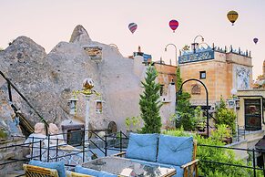 Cappadocia Fairy Chimneys Selfie Cave Hotels - Special Class