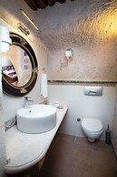 Cappadocia Fairy Chimneys Selfie Cave Hotels - Special Class