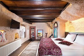 Cappadocia Fairy Chimneys Selfie Cave Hotels - Special Class