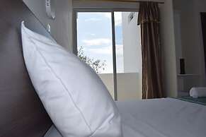 Mare S&M Hostal