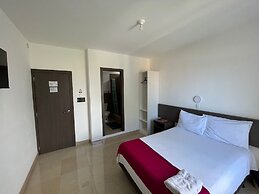 Mare S&M Hostal