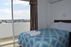 Mare S&M Hostal